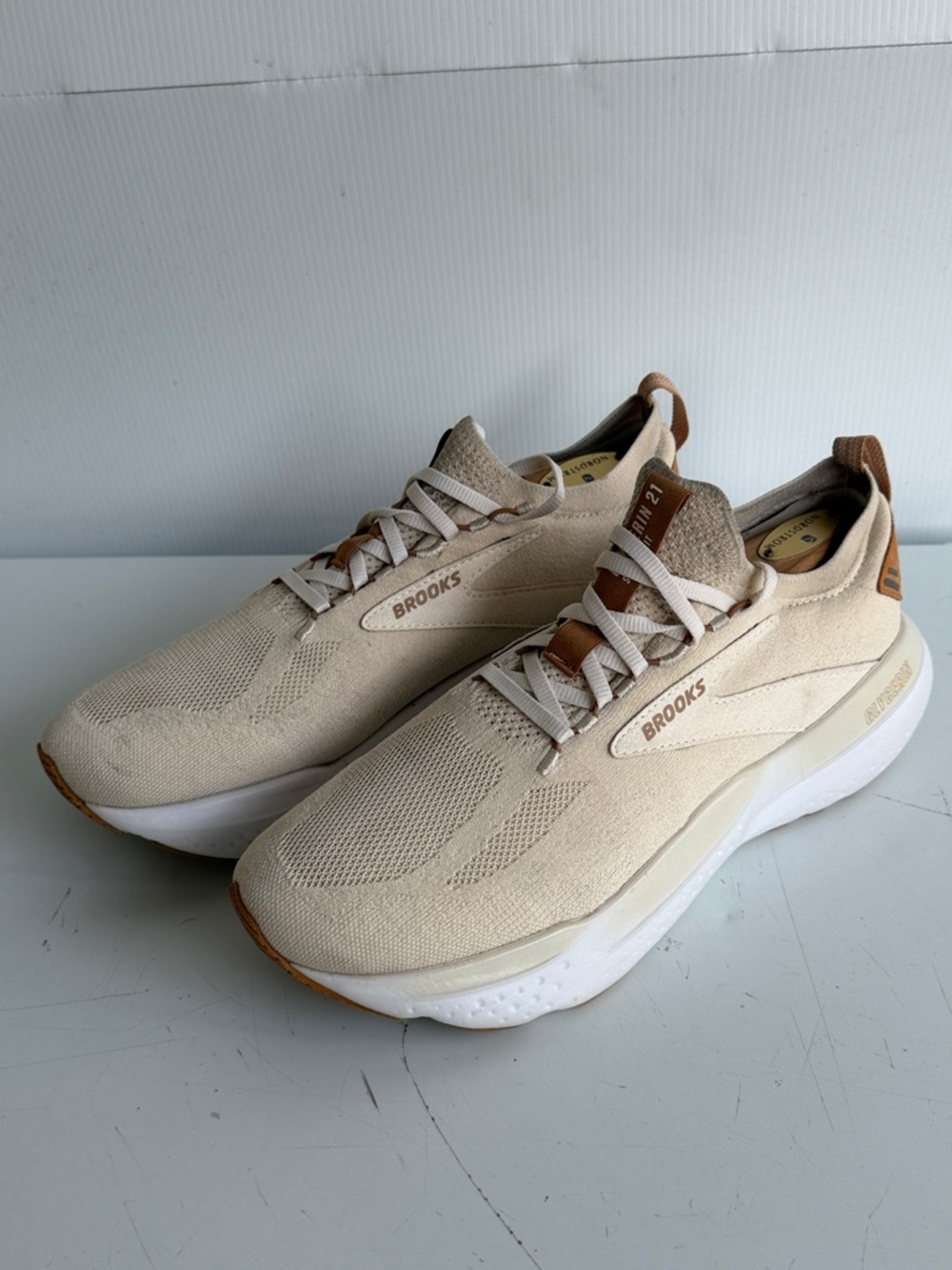 BROOKS GLYCERIN 21 MENS RUNNING SHOES SIZE 11 SNEAKERS